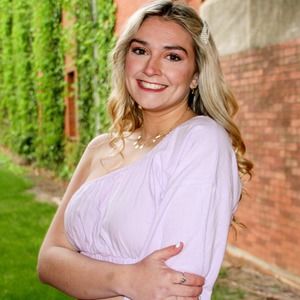 Meet your Posher, Lacey